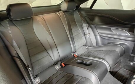 Mercedes-Benz E-Класс, 2019 год, 4 555 000 рублей, 17 фотография