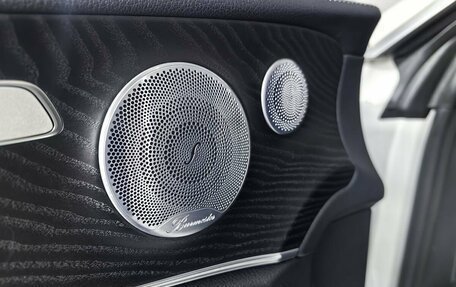 Mercedes-Benz E-Класс, 2019 год, 4 555 000 рублей, 24 фотография