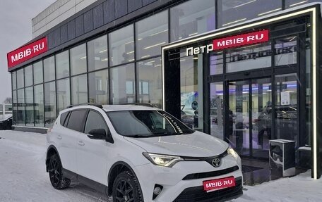 Toyota RAV4, 2019 год, 2 270 000 рублей, 1 фотография