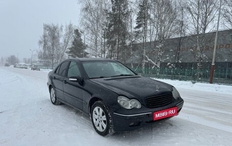 Mercedes-Benz C-Класс, 2002 год, 400 000 рублей, 1 фотография