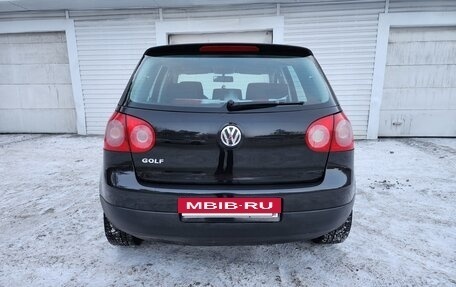 Volkswagen Golf V, 2004 год, 650 000 рублей, 4 фотография