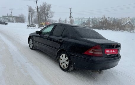Mercedes-Benz C-Класс, 2002 год, 400 000 рублей, 3 фотография