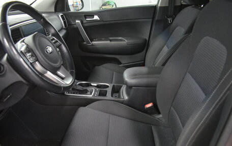 KIA Sportage IV рестайлинг, 2021 год, 2 190 000 рублей, 10 фотография