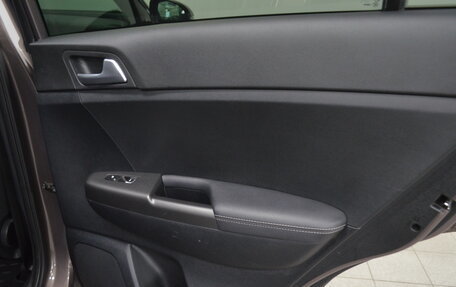 KIA Sportage IV рестайлинг, 2021 год, 2 190 000 рублей, 14 фотография