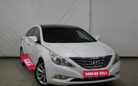 Hyundai Sonata VI, 2011 год, 995 000 рублей, 3 фотография