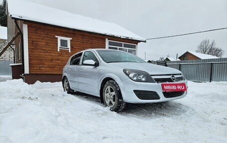 Opel Astra H, 2004 год, 305 000 рублей, 2 фотография