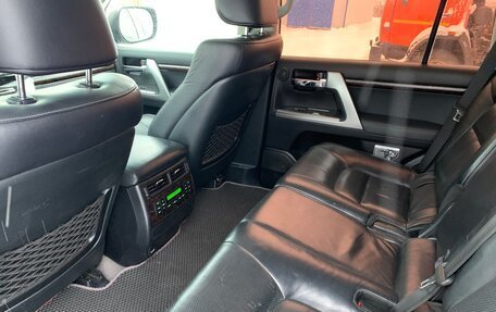 Toyota Land Cruiser 200, 2012 год, 3 500 000 рублей, 8 фотография