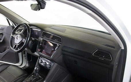 Volkswagen Tiguan II, 2017 год, 2 718 000 рублей, 9 фотография