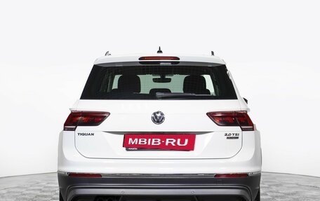 Volkswagen Tiguan II, 2017 год, 2 718 000 рублей, 6 фотография