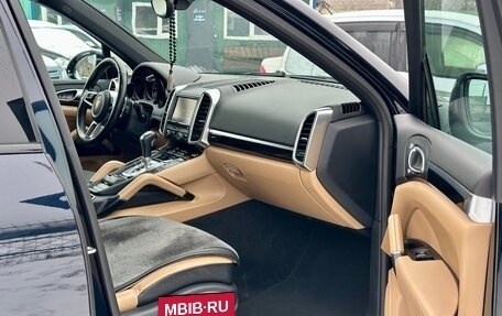 Porsche Cayenne III, 2015 год, 3 890 000 рублей, 23 фотография