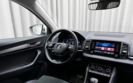 Skoda Karoq I, 2021 год, 3 050 000 рублей, 8 фотография