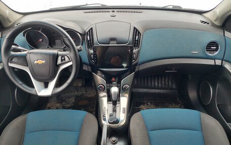 Chevrolet Cruze II, 2013 год, 559 000 рублей, 8 фотография