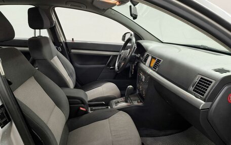 Opel Vectra C рестайлинг, 2004 год, 363 000 рублей, 9 фотография