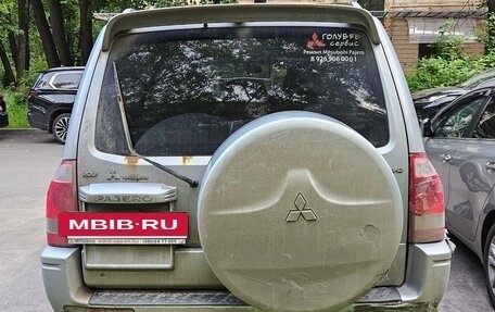 Mitsubishi Pajero III рестайлинг, 2005 год, 950 000 рублей, 3 фотография