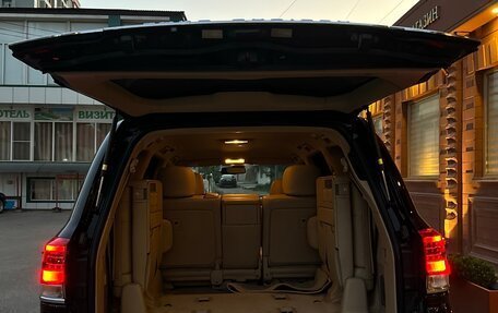 Toyota Land Cruiser 200, 2012 год, 4 000 000 рублей, 10 фотография