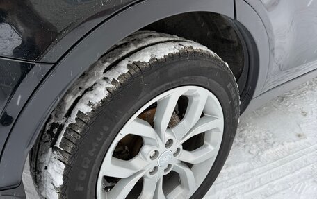 Land Rover Discovery Sport I рестайлинг, 2017 год, 2 700 000 рублей, 5 фотография