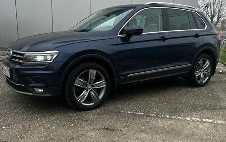 Volkswagen Tiguan II, 2017 год, 3 275 000 рублей, 2 фотография