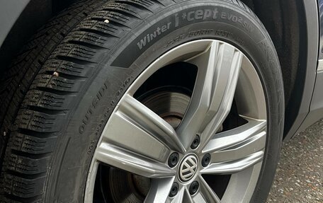 Volkswagen Tiguan II, 2017 год, 3 275 000 рублей, 10 фотография