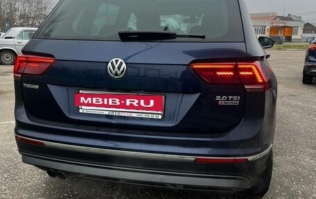 Volkswagen Tiguan II, 2017 год, 3 275 000 рублей, 3 фотография