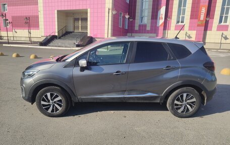 Renault Kaptur I рестайлинг, 2021 год, 1 650 000 рублей, 2 фотография