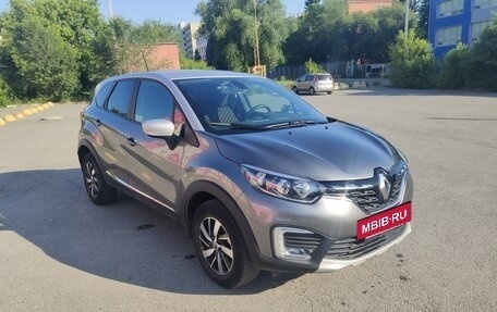 Renault Kaptur I рестайлинг, 2021 год, 1 650 000 рублей, 6 фотография
