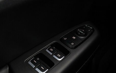 KIA Sportage IV рестайлинг, 2020 год, 2 699 000 рублей, 17 фотография