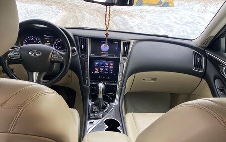 Infiniti Q50 I рестайлинг, 2015 год, 1 800 000 рублей, 13 фотография