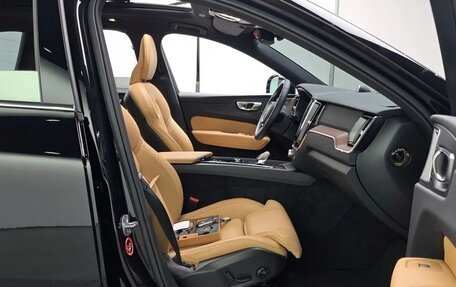 Volvo XC60 II, 2025 год, 5 980 000 рублей, 10 фотография