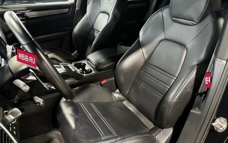 Porsche Cayenne III, 2022 год, 10 000 000 рублей, 12 фотография