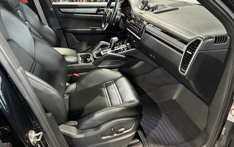 Porsche Cayenne III, 2022 год, 10 000 000 рублей, 26 фотография