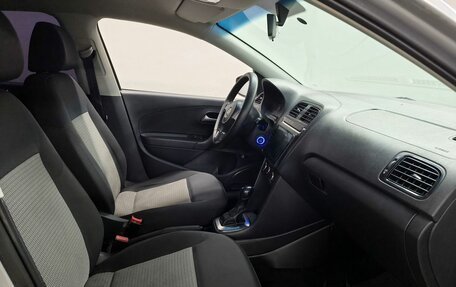 Volkswagen Polo VI (EU Market), 2011 год, 593 000 рублей, 9 фотография