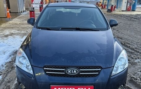 KIA cee'd I рестайлинг, 2008 год, 650 000 рублей, 1 фотография