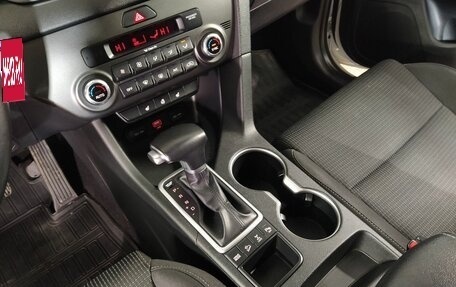 KIA Sportage IV рестайлинг, 2018 год, 2 349 000 рублей, 14 фотография