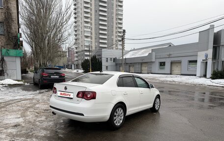 Volkswagen Jetta VI, 2009 год, 700 000 рублей, 6 фотография