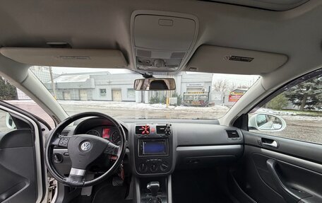 Volkswagen Jetta VI, 2009 год, 700 000 рублей, 7 фотография