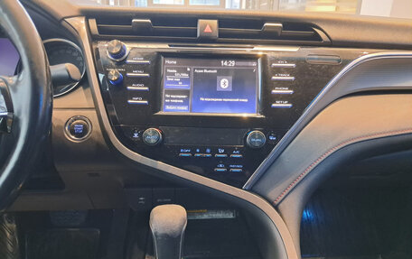Toyota Camry, 2020 год, 3 036 000 рублей, 15 фотография