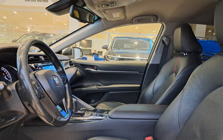 Toyota Camry, 2020 год, 3 036 000 рублей, 16 фотография