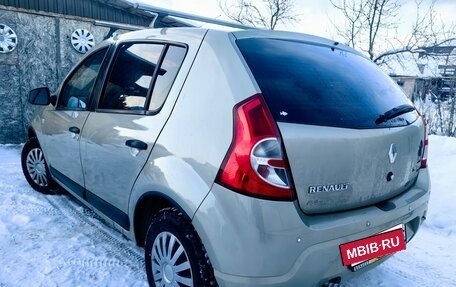 Renault Sandero I, 2013 год, 450 000 рублей, 4 фотография