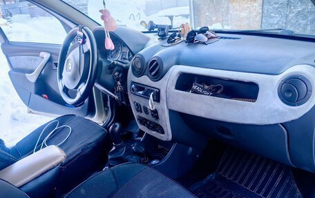 Renault Sandero I, 2013 год, 450 000 рублей, 13 фотография