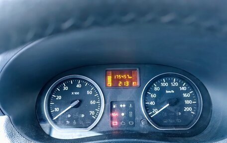 Renault Sandero I, 2013 год, 450 000 рублей, 17 фотография