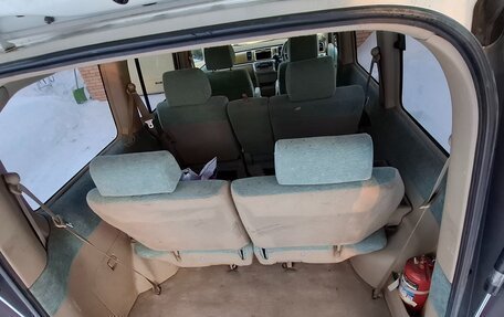 Honda Stepwgn II рестайлинг, 2004 год, 790 000 рублей, 13 фотография