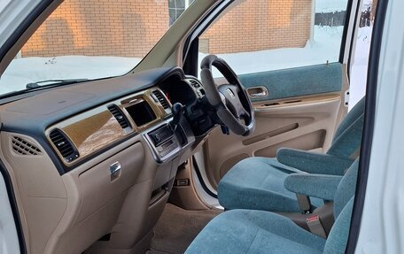 Honda Stepwgn II рестайлинг, 2004 год, 790 000 рублей, 12 фотография