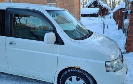 Honda Stepwgn II рестайлинг, 2004 год, 790 000 рублей, 17 фотография