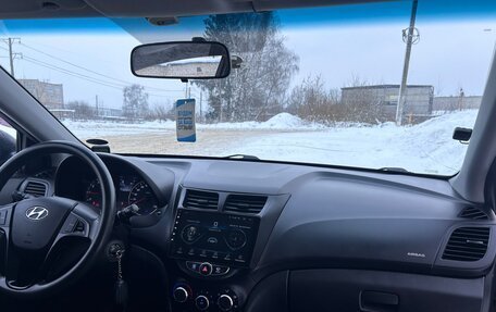 Hyundai Solaris II рестайлинг, 2012 год, 765 000 рублей, 5 фотография