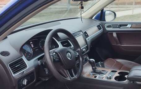 Volkswagen Touareg III, 2011 год, 1 435 000 рублей, 5 фотография