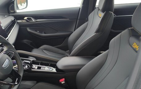 Geely Coolray I, 2025 год, 2 600 000 рублей, 8 фотография