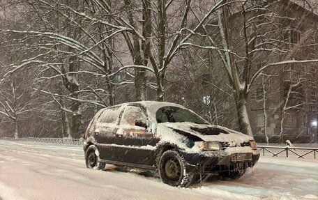 Volkswagen Polo III рестайлинг, 1997 год, 100 000 рублей, 5 фотография