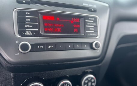 KIA Rio III рестайлинг, 2015 год, 835 000 рублей, 15 фотография