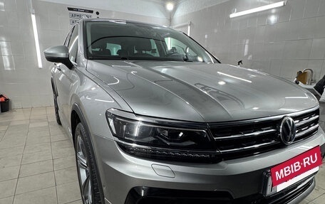 Volkswagen Tiguan II, 2018 год, 3 400 000 рублей, 4 фотография