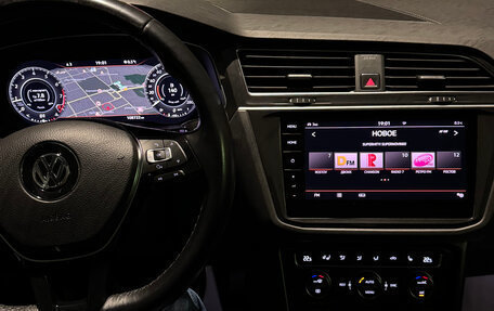 Volkswagen Tiguan II, 2018 год, 3 400 000 рублей, 17 фотография